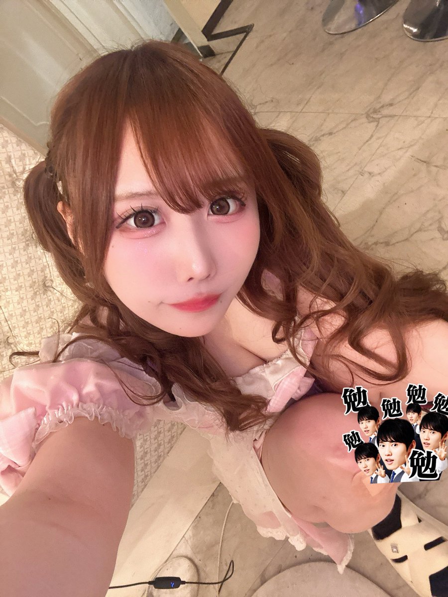 ぴにゃ tweet media