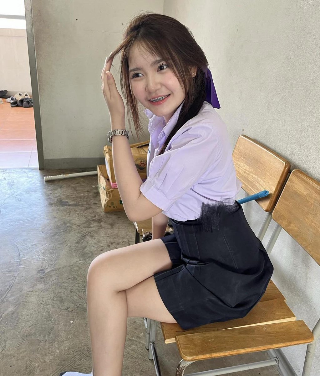 มัธยม Cute tweet media