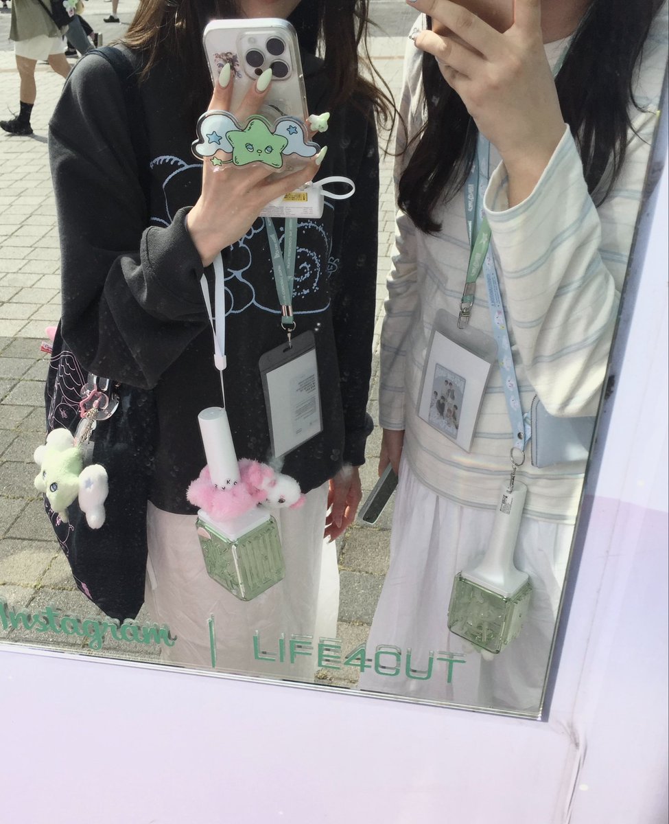 🍈 tweet media