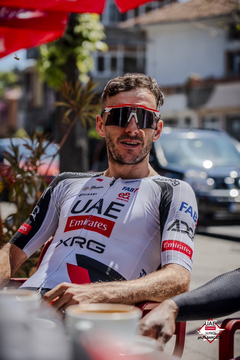 Unfortunately, we can confirm that <a href="/AdamYates7/">Adam Yates</a> will not start stage 3 of the <a href="/giroditalia/">Giro d'Italia</a>. You can find a full medical update below ⤵️

Dr. Adrian Rotunno (Medical Director): "Unfortunately we were badly affected by the crash on stage 2 yesterday. Jay Vine suffered a concussion