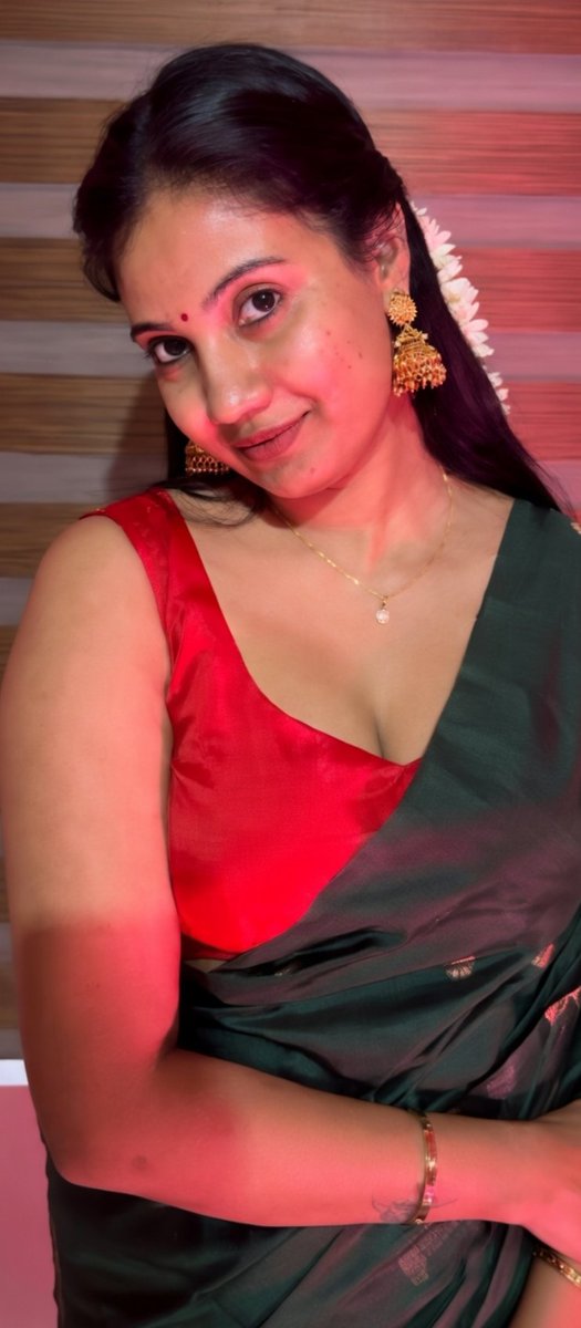 Kaviya Official tweet media