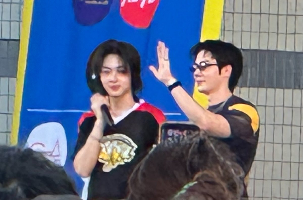 チラッとだけ見てきた🤭
時間は短かったけど友達にも会えたし✨