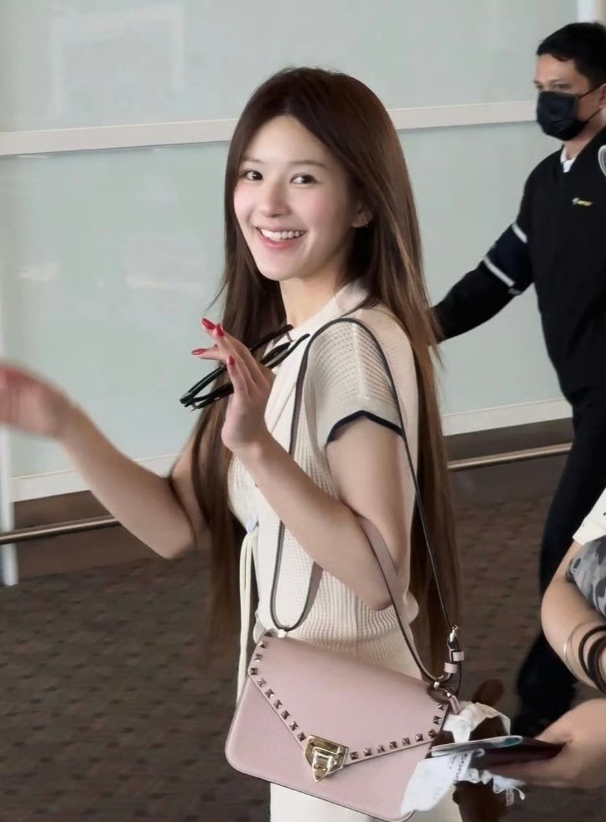 린린 tweet media