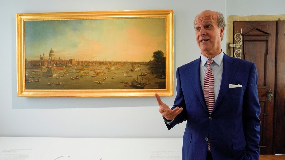 _sara_polak's tweet photo. Show your @EthPrague ticket at the till and get 40% off entry to the Lobkowicz Palace! One of our quest stops is at the wonderful Canaletto room. Solve the puzzle and win free tickets for @EthPrague next year ❤️ thank you to the House of Lobkowicz 🎉🏛️ https://t.co/dS69XWZdy6
