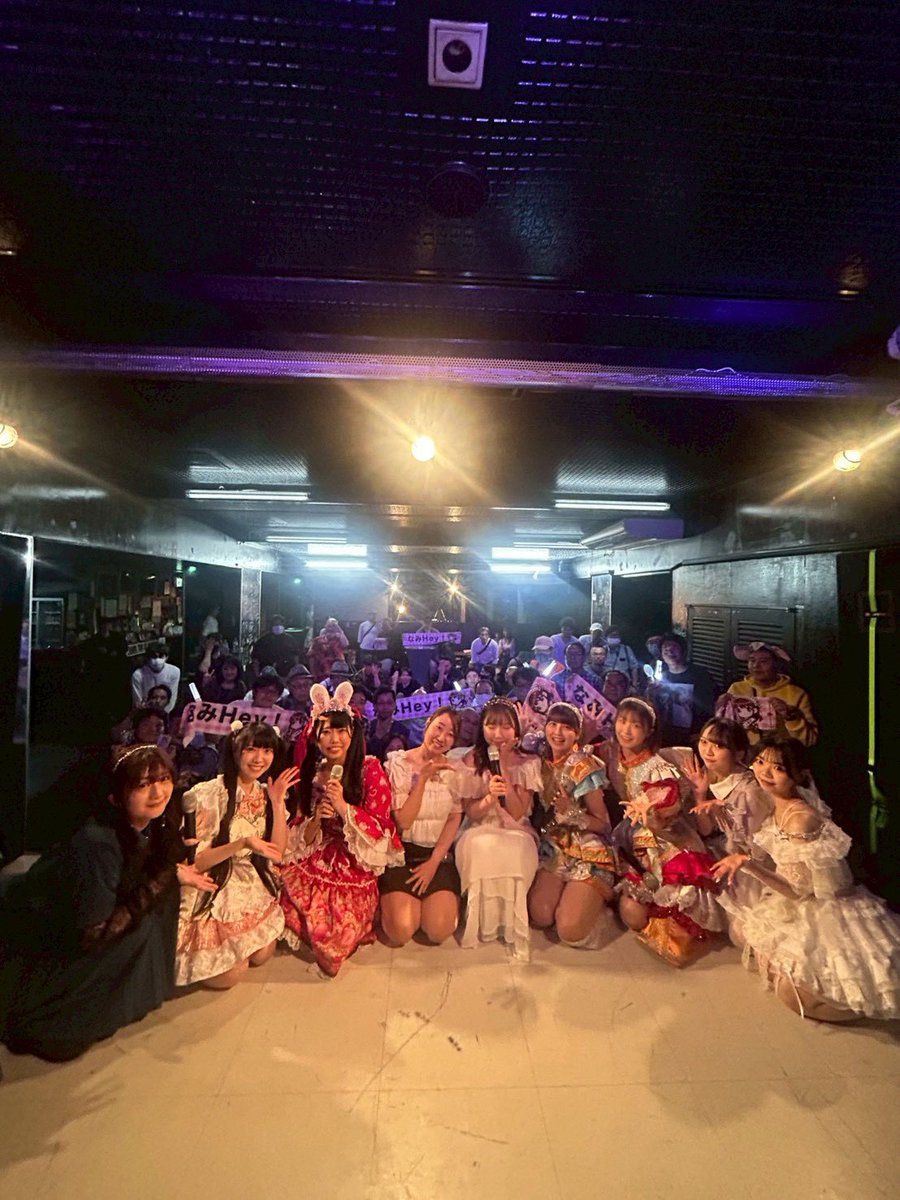 s_oshi_singer's tweet photo. なみへいはぴはぴバースデー🎂
なみへいおめでとう🤍🤍🤍
演者の皆さんもみんな可愛くって楽しいステージでとっても楽しかったライブでした🥰
ご来場いただいた皆さんありがとうございました🫶 https://t.co/0McrIrNZsq
