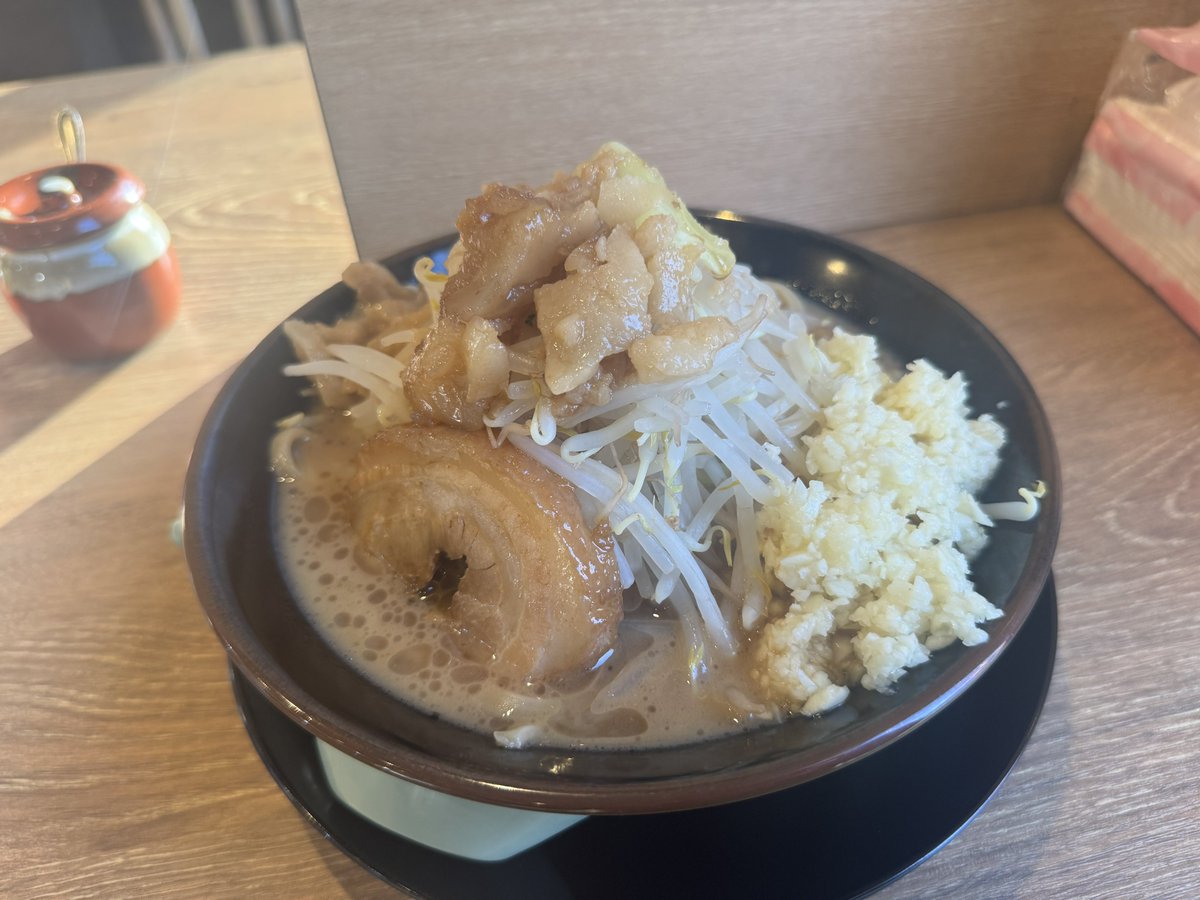 雨響 tweet media
