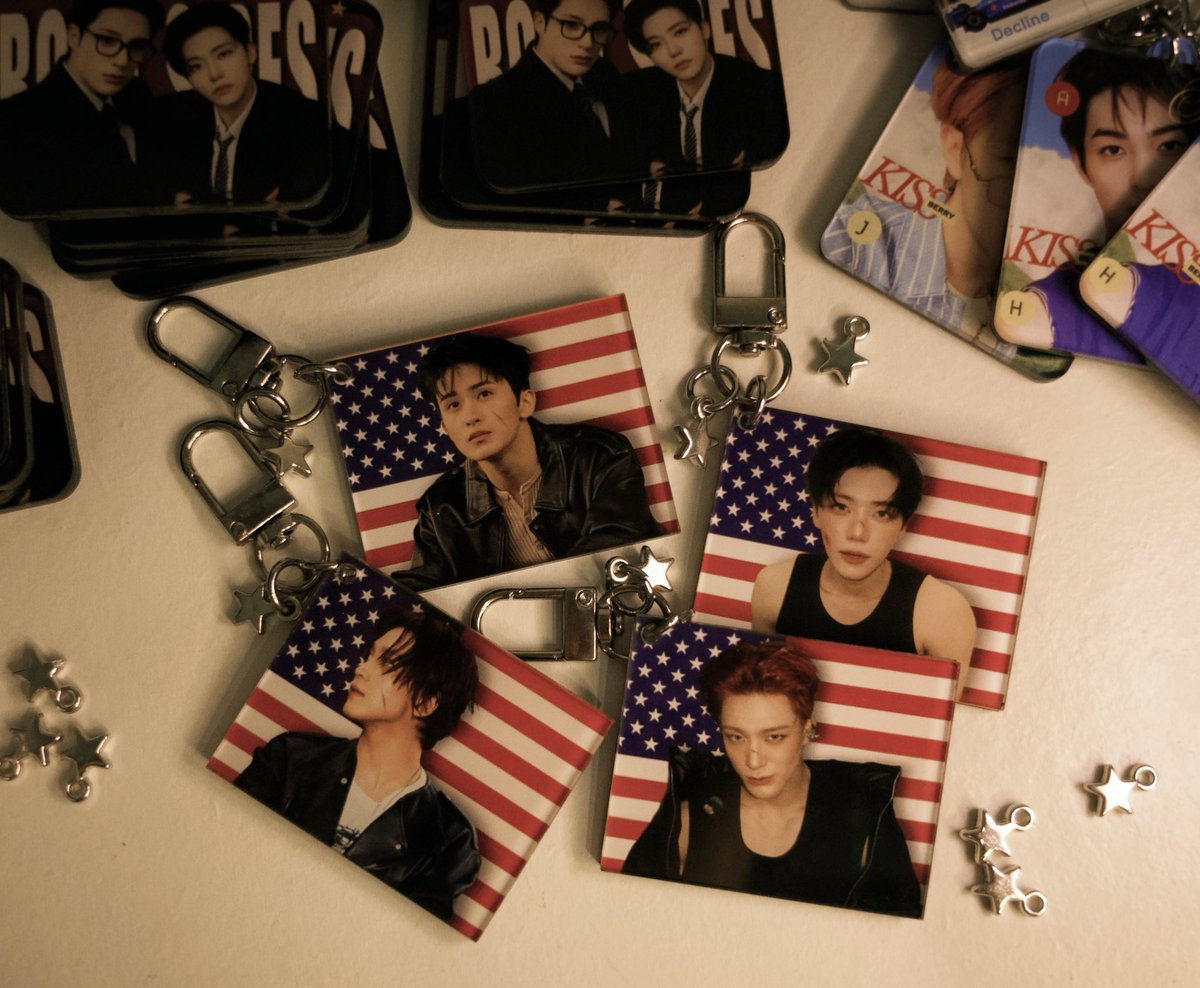 _Rosepeachy3's tweet photo. ─.✦ Open Pre-Order : Boy Crush (USA Ver.) &amp; Keychain JNJM (Both sides) ✦

💰ONLY 17k Dp 5k
❌ Custom 
 ⟡ More details on gform
 ⟡ Close 17 Mei

🛒 Catalog : https://t.co/tBUOhYsRag

📩 Order Here : https://t.co/MepXaQ9rVG https://t.co/dVv3NHLqs4