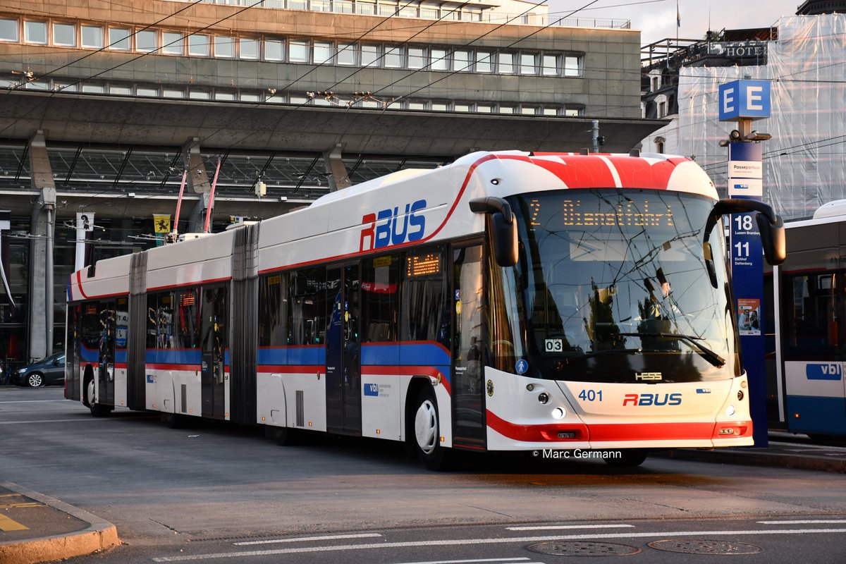 Trolleybus_Off's tweet photo. Trolleybus Hess BGGT-N2D n°401 en service sur la ligne 2. 
#TeamNAW700 

© Marc Germann https://t.co/brNWmC0bi5