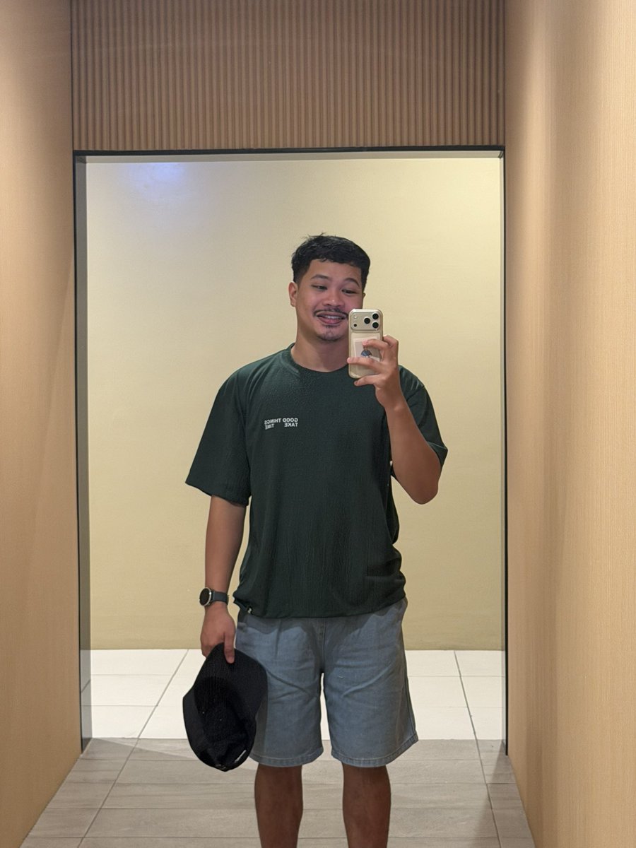 eeypibertday's tweet photo. Hello po👋 https://t.co/hxeGuDNnoJ