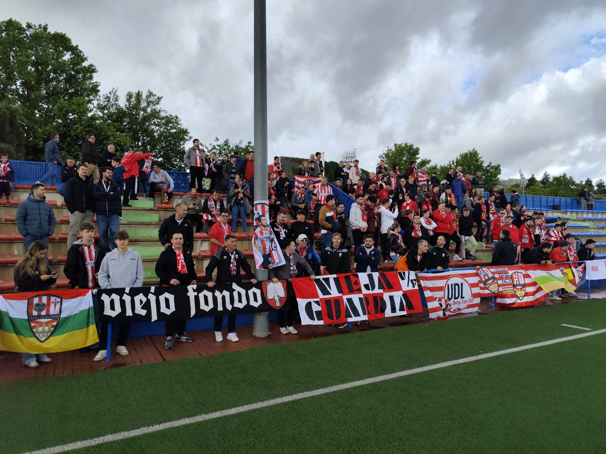 UDLogrones's tweet photo. 🤍♥️ ¡Vamos, blanquirrojos! https://t.co/A7yf6yxiCc