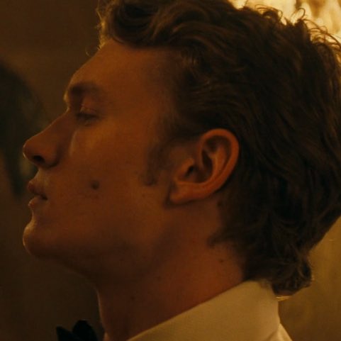 the prettiest side profiles of all time