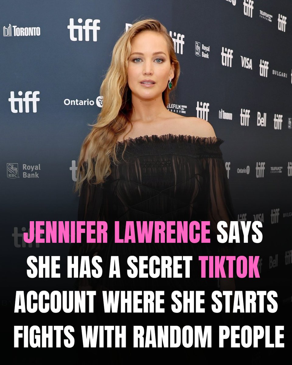 ​𝐥𝐲𝐫𝐚 tweet media