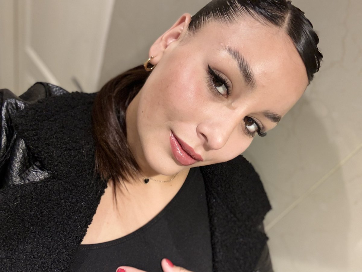 victoria❤️‍🔥 tweet media