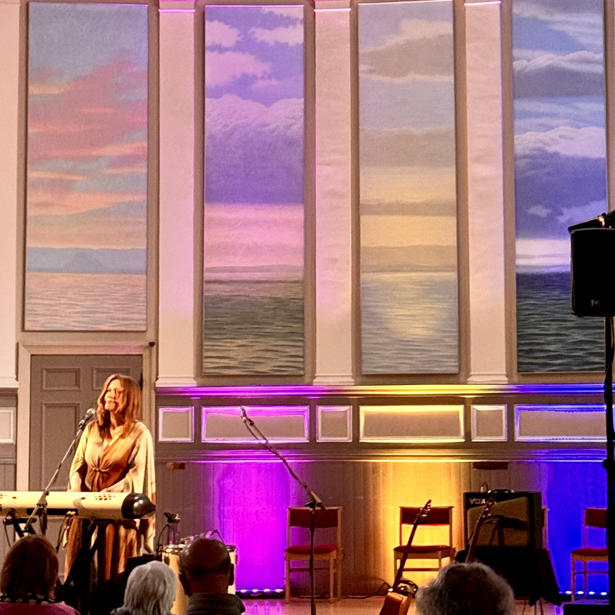 sarahmcquaid's tweet photo. Lovely show yesterday at #StockbridgeChurch #StockbridgeMusicHub — more pics &amp; full report here: https://t.co/FiZtOug4xg …. Now looking forward to playing #TheRockfieldCentre #Oban TONIGHT, #AnTobar #Tobermory #IsleOfMull Tues, #IsleOfLismore Public Hall via -> https://t.co/Rc4Mr9R1bf