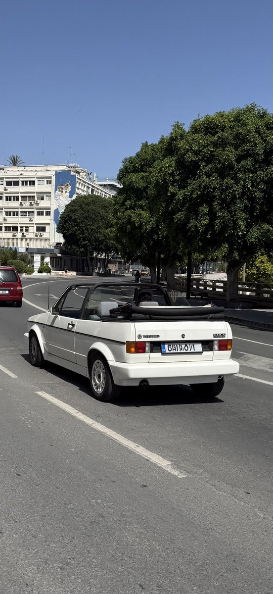 CosmoQuest40's tweet photo. @mavraamides @atziapissou Complete throwback σήμερα ρε φιλε https://t.co/jKAMa4Whe0