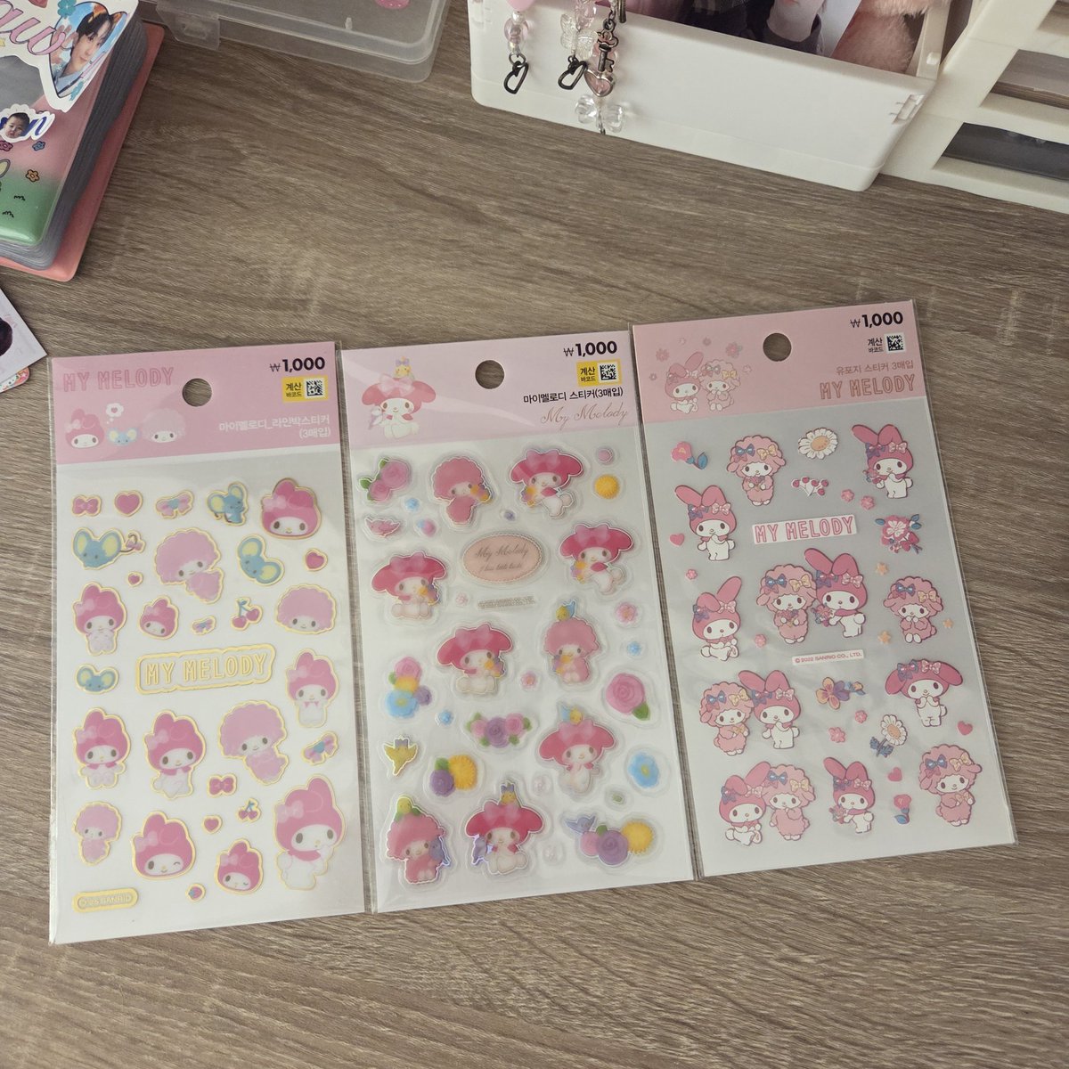 สติ๊กเกอร์ my melody ไดโซะเกาหลี

แพคละ 50 แพคนึงมี 3 แผ่น
ค่าส่งเหมา 35 ems

#ตลาดนัดsanrio #ไดโซะเกาหลี มายเม สตก