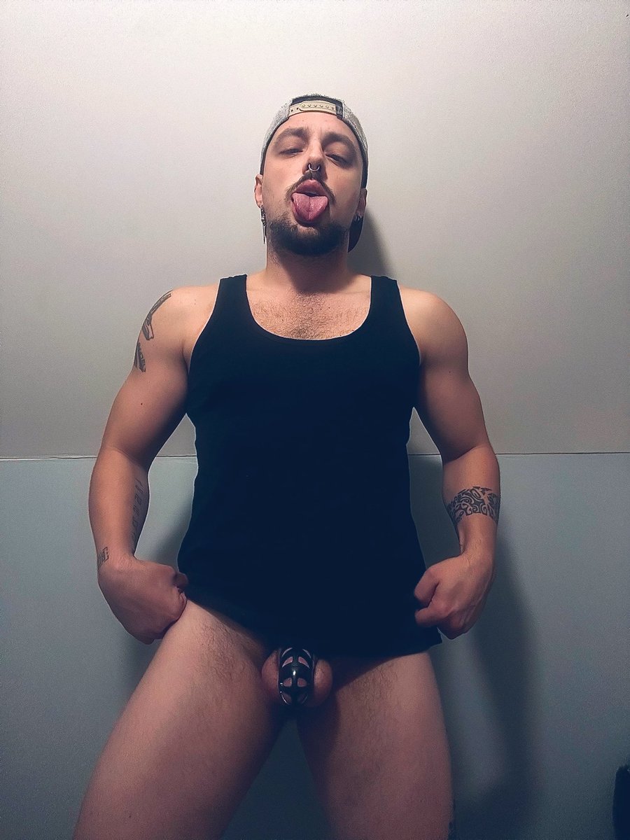 • Biche 🍑 tweet media