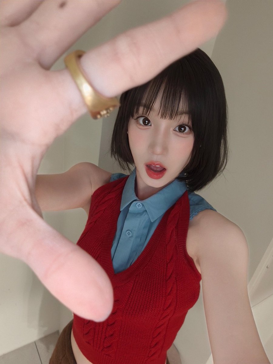 yuqi tweet media