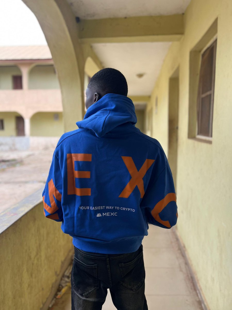 Olalekan_20's tweet photo. Second highest views on X got me this hoodie 😮‍💨🔥
Safe to say yesterday’s blockchain event was worth it 🚀
Loving the community already!
@MEXC @MEXC_AfricaBU #MEXCEventRocks https://t.co/lo2jsRHCL4