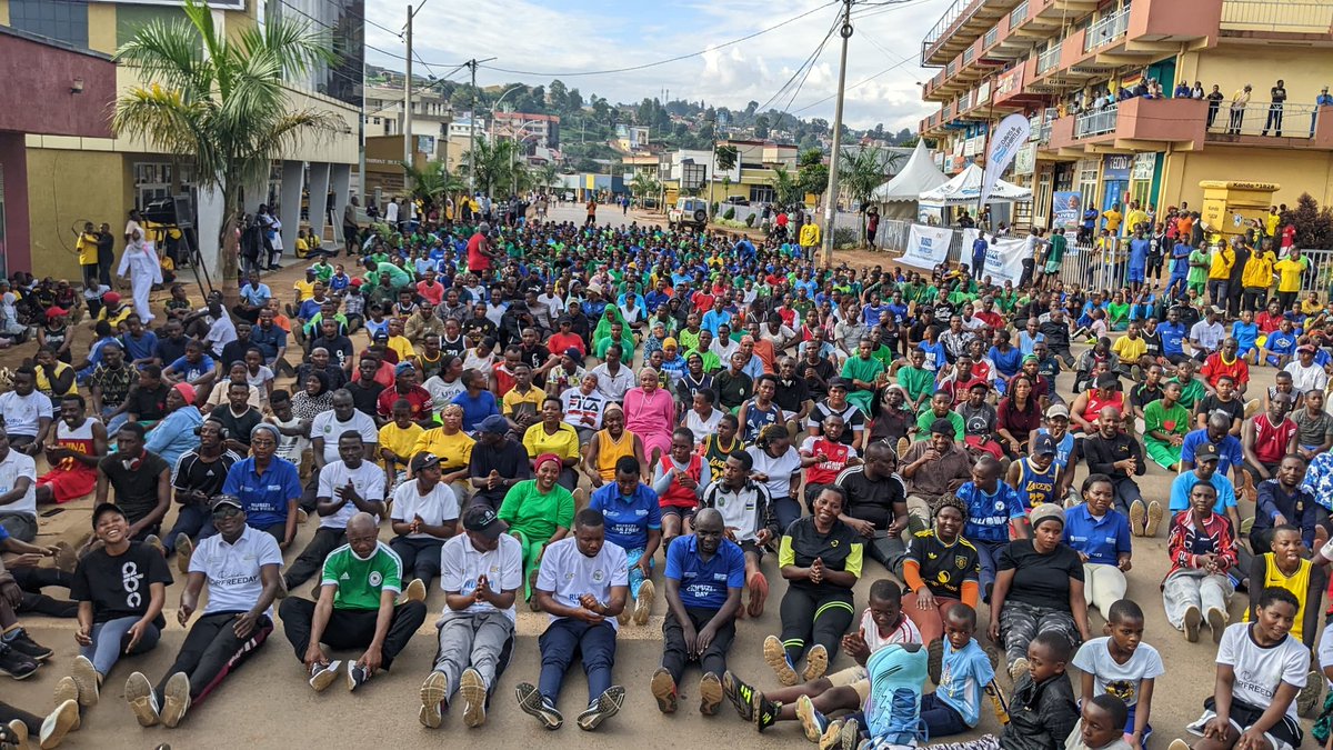 YouthRusizi's tweet photo. Kuri uyu wa 10 Gicurasi 2026 mu Karere ka Rusizi Abaturage biganjemo Urubyiruko  bazindukiye muri Sport Rusange ,ni Murwego two kurushaho kugira ubuzima buzira Umuze,@RwandaLocalGov @Rwandapolice @RusiziDistrict @RwandaYouthVol1 @KubanaRichard @KubanaRichard https://t.co/oe7U40nAo5