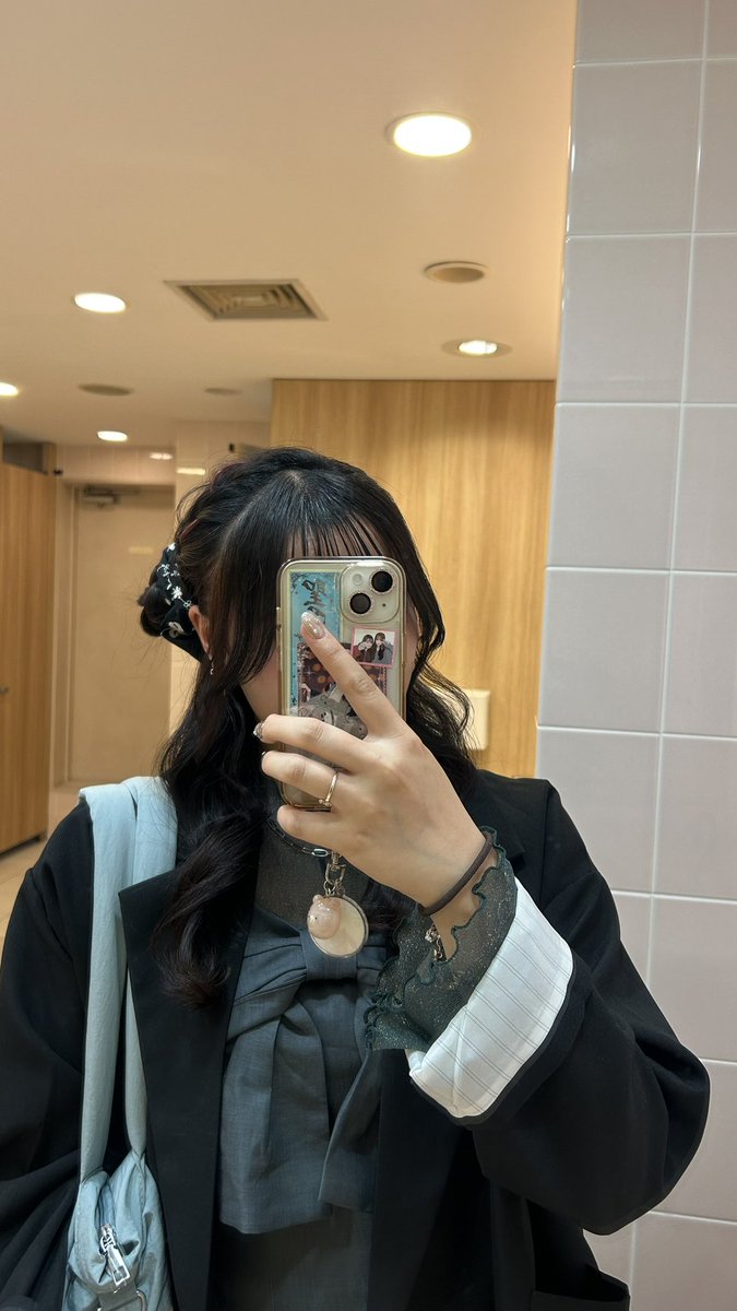 manacha💍*。 tweet media