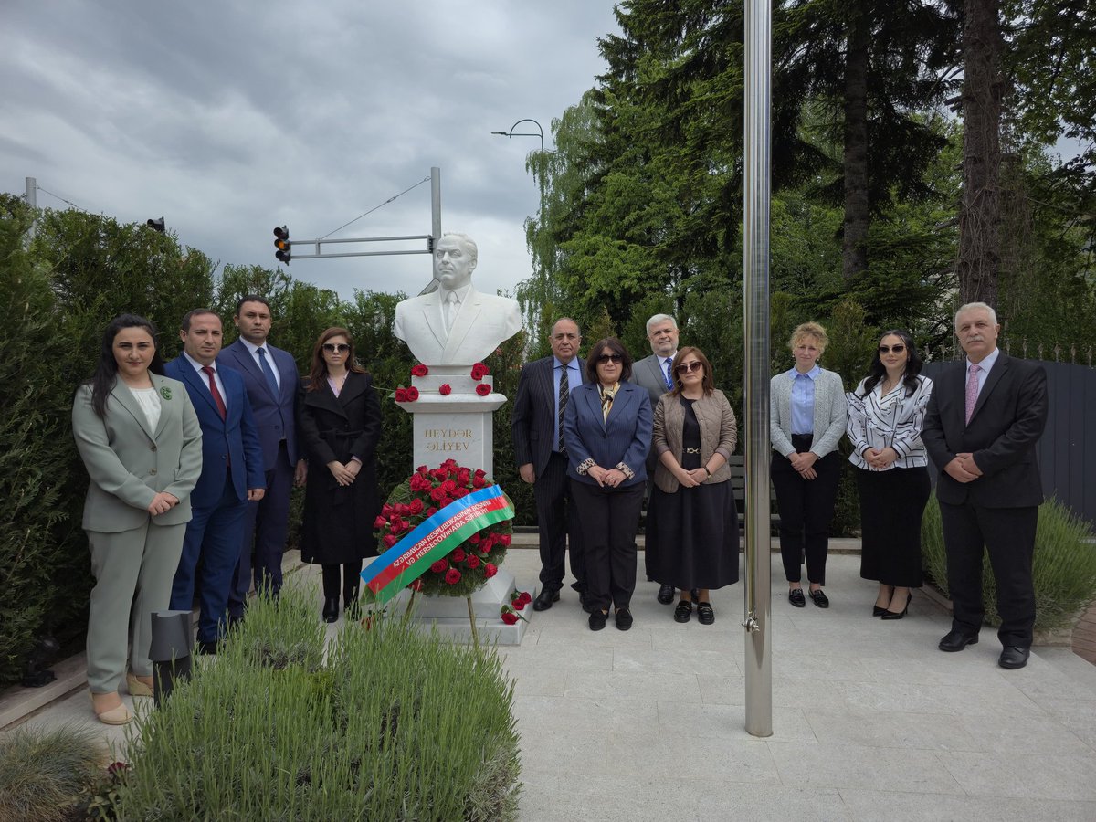 AzMissionBiH's tweet photo. On the 103rd anniversary of the birth of #Azerbaijan’s National Leader #HeydarAliyev, we pay tribute with deep respect to this visionary statesman, whose dear memory is cherished by the Azerbaijani people as architect and founder of modern, independent and sovereign Azerbaijan. https://t.co/33qK612kIj