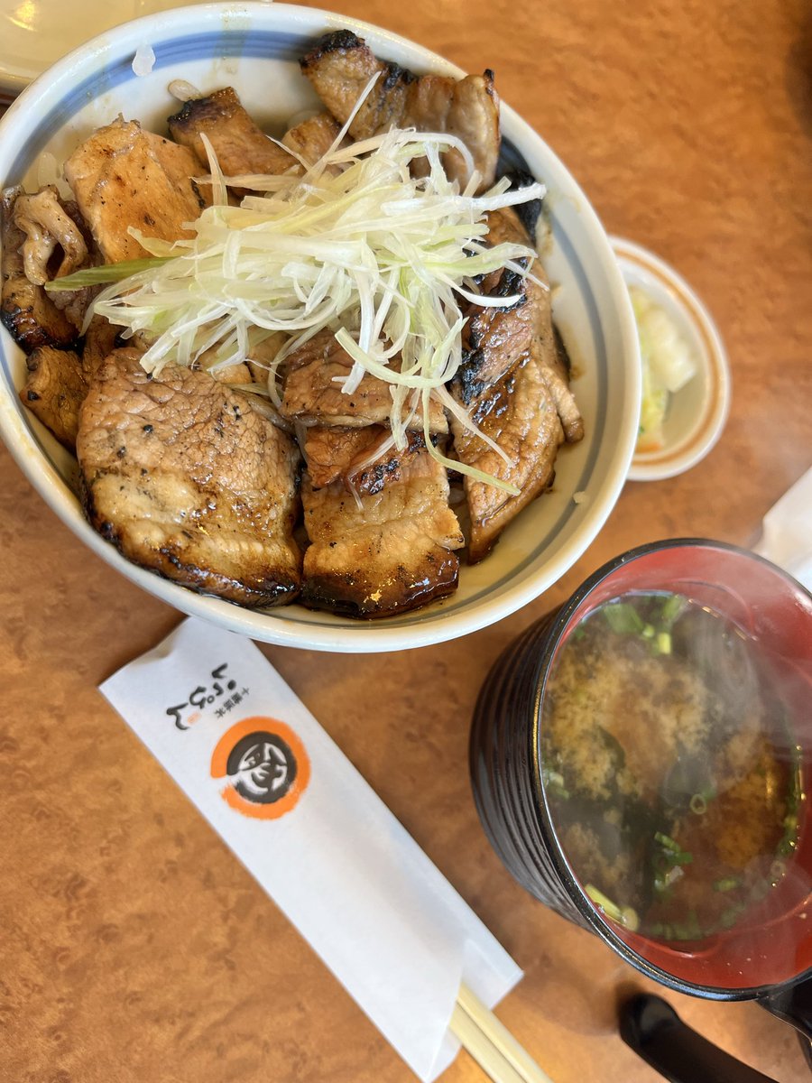 ゴルラのグルメじじ tweet media