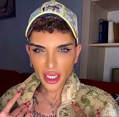 Ülkər 🌸 tweet media
