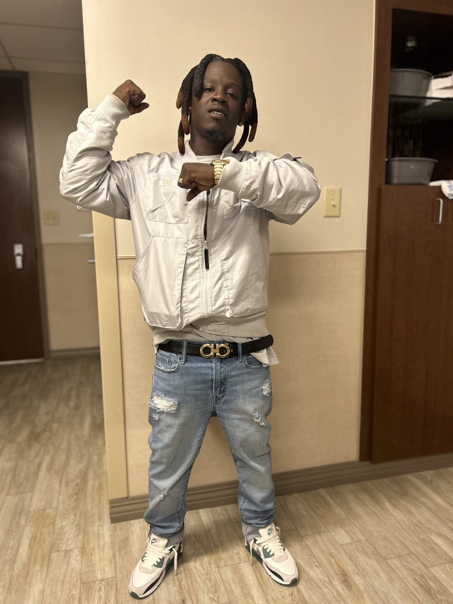 Young Boss tweet media