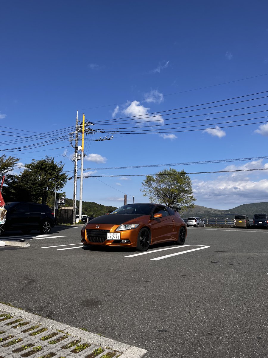 その辺の学生 tweet media
