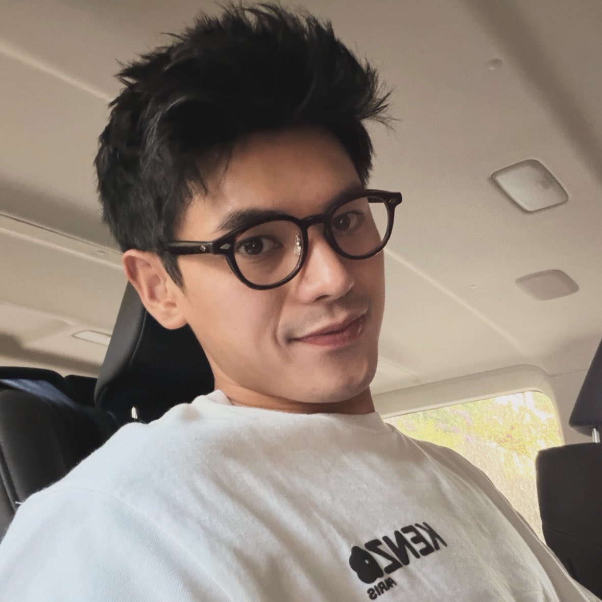 dusnaps ✮⋆˙ tweet media