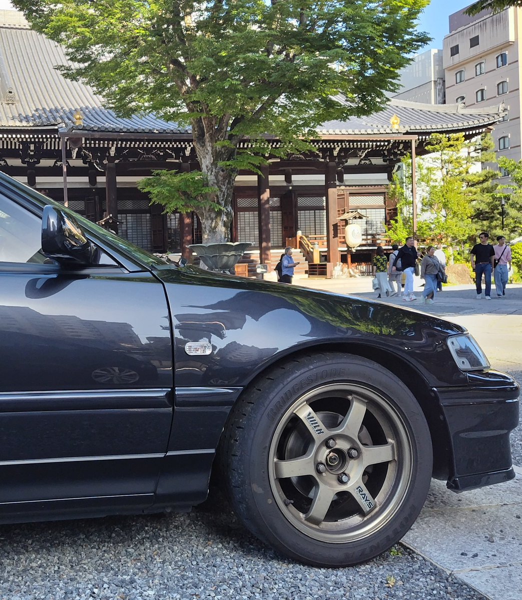 母ちゃんの墓参りを済ませて駐車場から出ようとしたら、外国の方が「CRXだ CRXだよ」
みたいな感じで撮影したそうだったけど、急いでたので止まってあげれずごめんちゃい😞