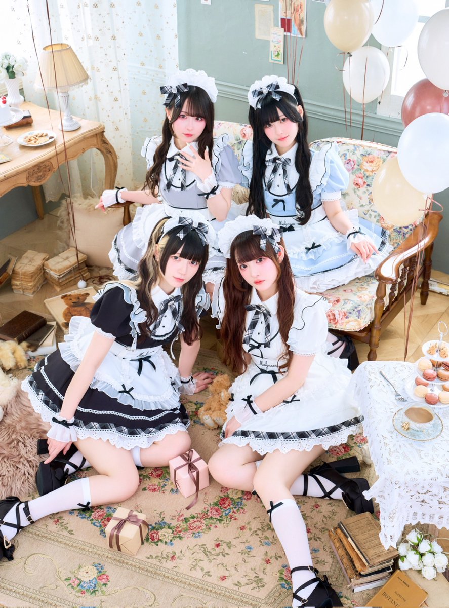 endoayumi817's tweet photo. 🩶🧸きゅるりんってしてみて× Malymoon☕️🤍
#propstyling #プロップスタイリング https://t.co/c7vEOqKNhV
