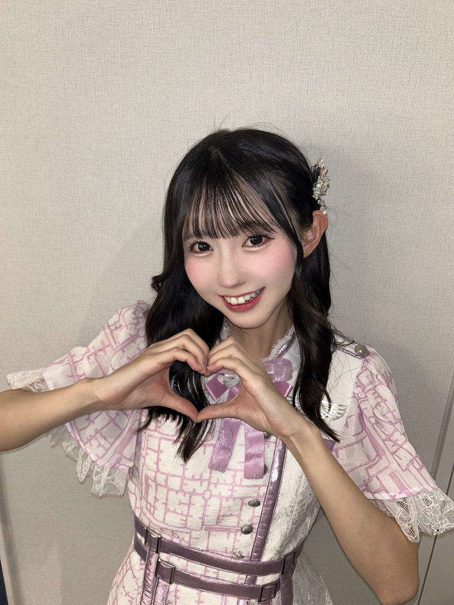 『ICONIC MOMENTS FES』
ありがとうございました！！💕

今日は少し髪巻いてみた、、o̴̶̷  ̫ o̴̶̷♥
「Color me Happy」もできて嬉しかったんだ~!!
初めましての方もいたので、改めて！
プラモデルと世界を繋ぐアイドル
#LINKLPLANET です！✨️✨️

ペンライト振ってくれたりコールもありがとう♡♡