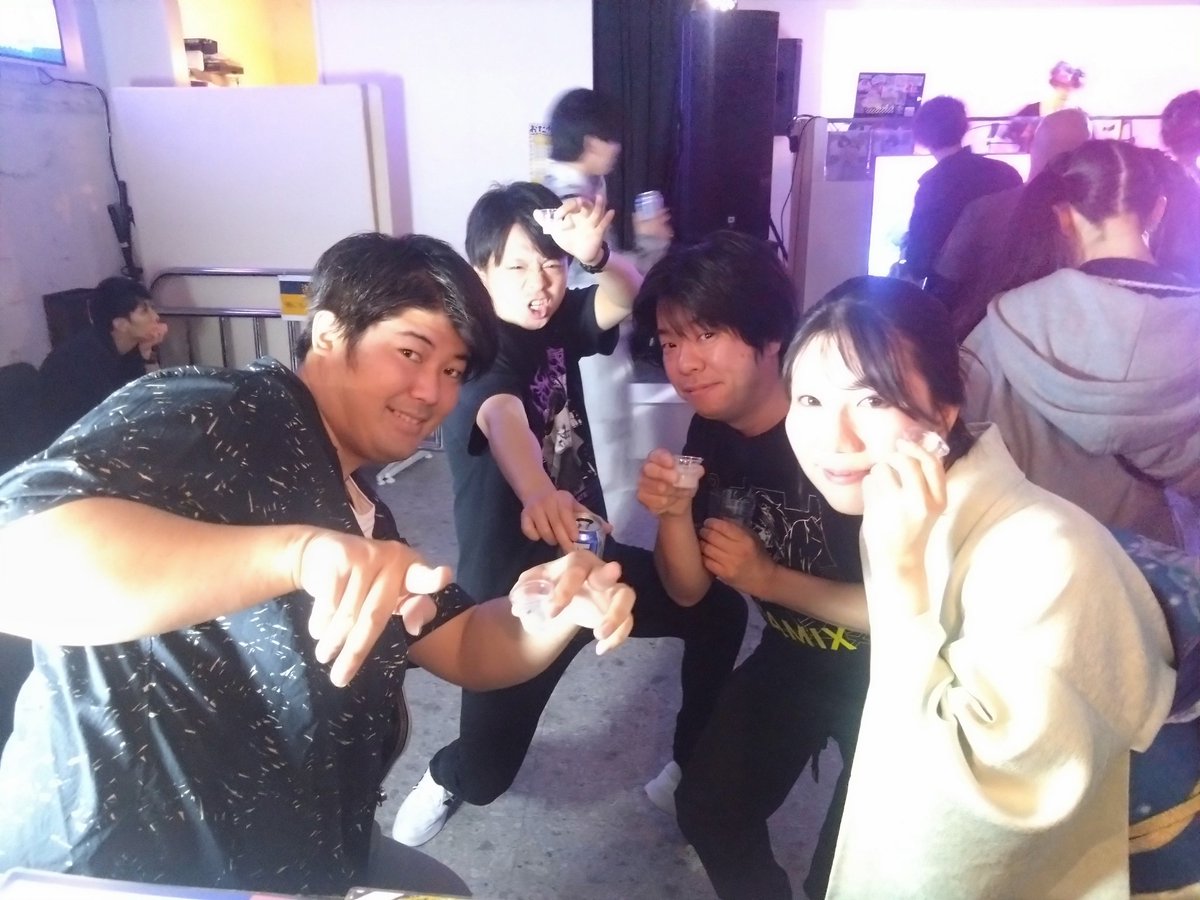 DJシラガミ tweet media