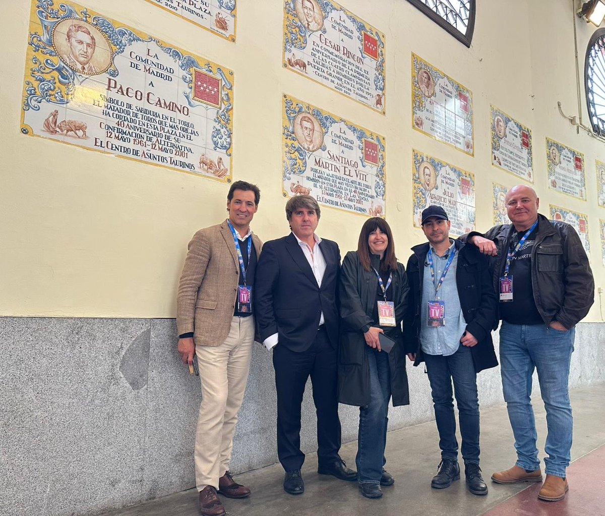 martindeblas's tweet photo. 16,5% ¡LÍDER!
La corrida de Madrid @LasVentas fue LÍDER ABSOLUTO en su franja horaria en @CMM_es
Toros en ABIERTO para la VISIBILIDAD de la TAUROMAQUIA. 
#EquipazoTOROSCMM
#SanIsidroenCMM 
LA QUINTA @a_mconradi 
@InfoMAPerera @InfoDanielLuque 
@InfoTomasRufo https://t.co/8DqcO0eSMp