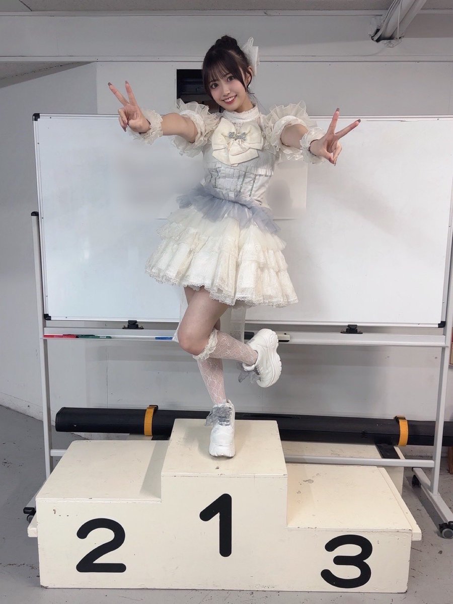 華山あかり@LinQ tweet media
