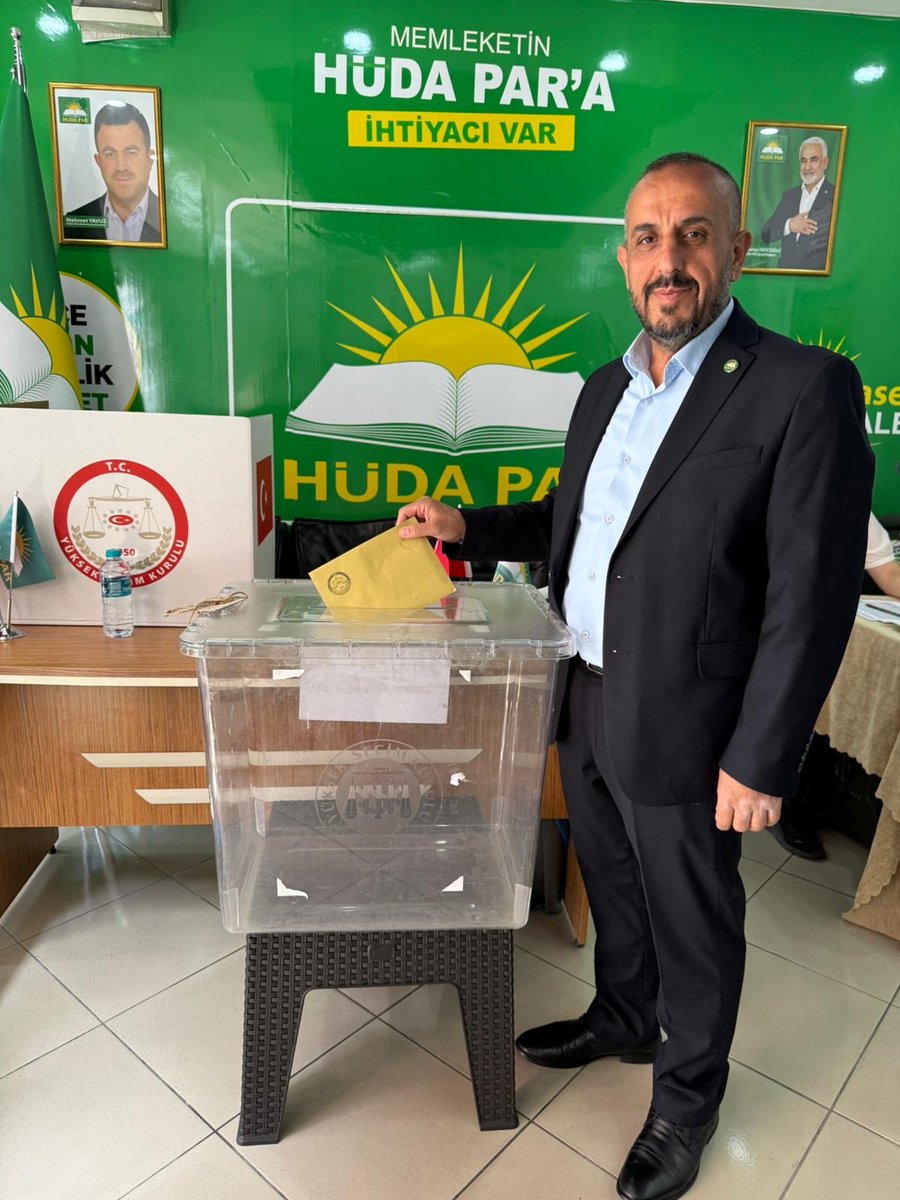 HudaparCkmekoy's tweet photo. Çekmeköy İlçe Başkanlığımızın 1. Olağan Kongresi’ni gerçekleştirdik.
Kongrede yeniden güven tazeleyerek İlçe Başkanlığı görevine seçilen Sayın Selim Çiçek’i tebrik ediyor, yeni dönemde kendisine başarılar diliyoruz.
Kongremizin teşkilatımıza ve Çekmeköy’e hayırlı olmasını temenni ediyoruz. 
#Hüdapar #kongre