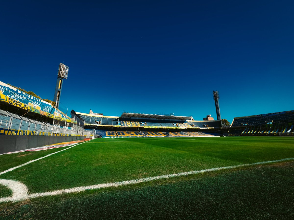 HOY ES DOMINGO SEÑOR ☀️💛💙🏟️