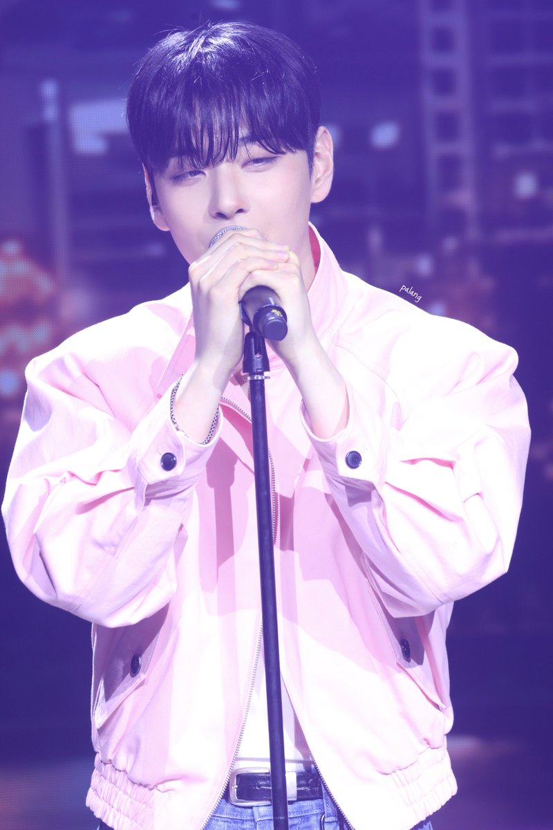 palang_22's tweet photo. 260610 차주완 팬미팅<찻잔반 생일파티> 낮공🎤

#차주완 #CHAJOOWAN https://t.co/zSSH41IX22