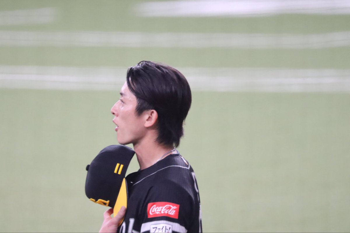 sb_enik's tweet photo. 4.28 京セラドーム🏟️

横顔もかっこいい🧢

#周東佑京 https://t.co/ZC0iotzjsC