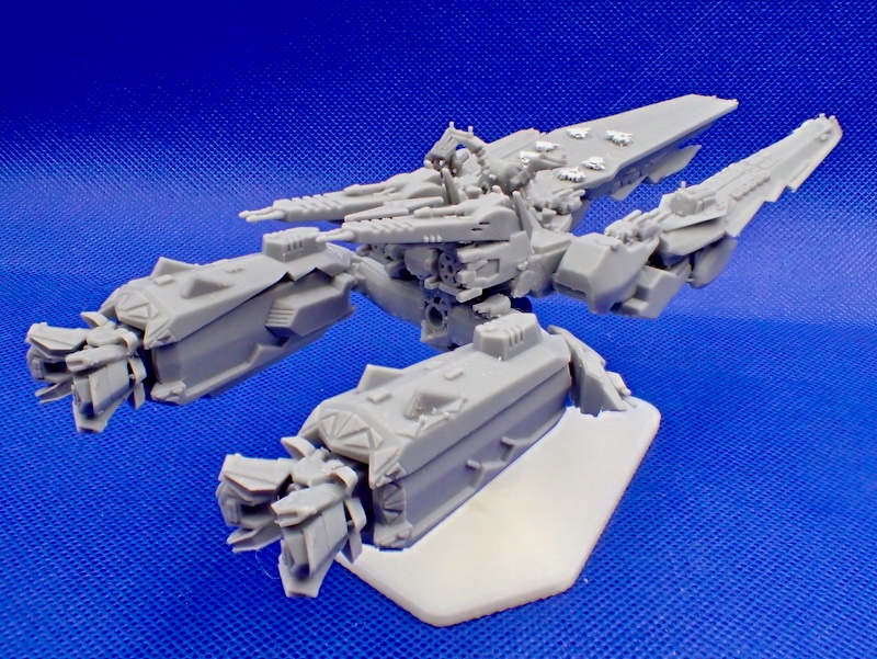 keidora2002's tweet photo. マクロスクォーター実体化させました。いくつかミスが発見されましたがとりあえず形にはなったかな。組みやすいよう分割検討、ディテール追加かけていきます。艦載機はVF-25スーパー、アーマード、RVF-25とケーニッヒモンスターシャトル＆ガウォーク。サイズ比較や分離は後ほど。
#マクロスF https://t.co/1ByVrM8QBT