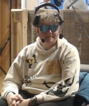 ViA | FettsackLP tweet media