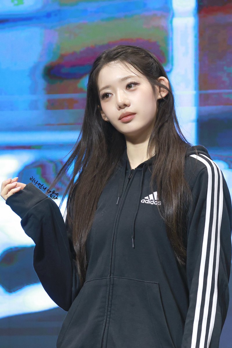 냥냥🐰 tweet media