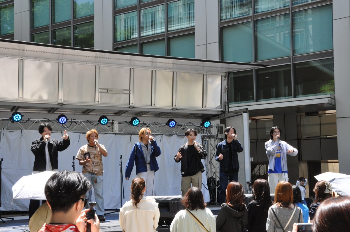 SINGularity_cit's tweet photo. 今日は文化の祭典ステージにお越しいただきありがとうございました！
新体制になって最初のステージでしたが、無事に終えることができました✨

#SINGularity #千葉工業大学 #千葉工大 #文化の祭典 #アカペラサークル https://t.co/XG99rZKgeO