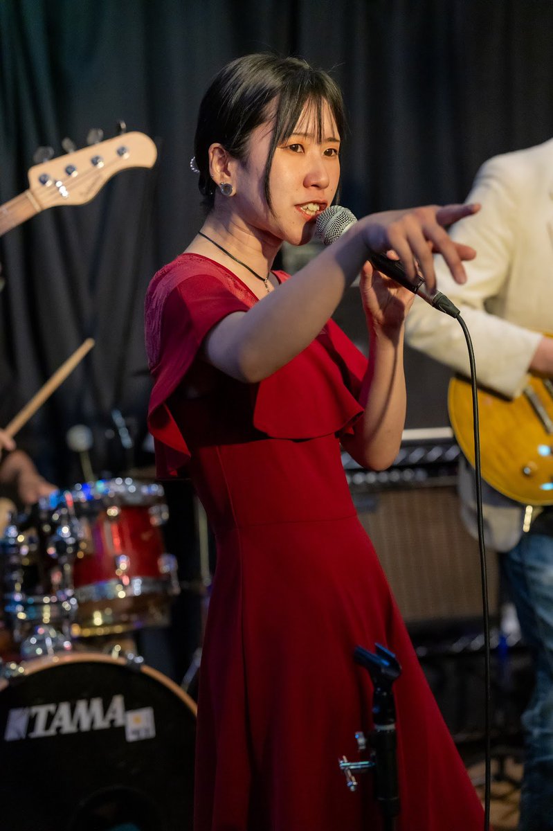 青山あすか tweet media