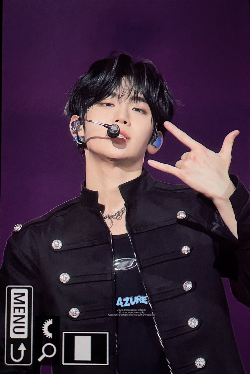 kimtaerae_kr's tweet photo. 260510 남자는락이다🤘🤘
#ZEROBASEONE #제로베이스원 #ZB1 
#KIMTAERAE #김태래 https://t.co/HMEF9LftFL