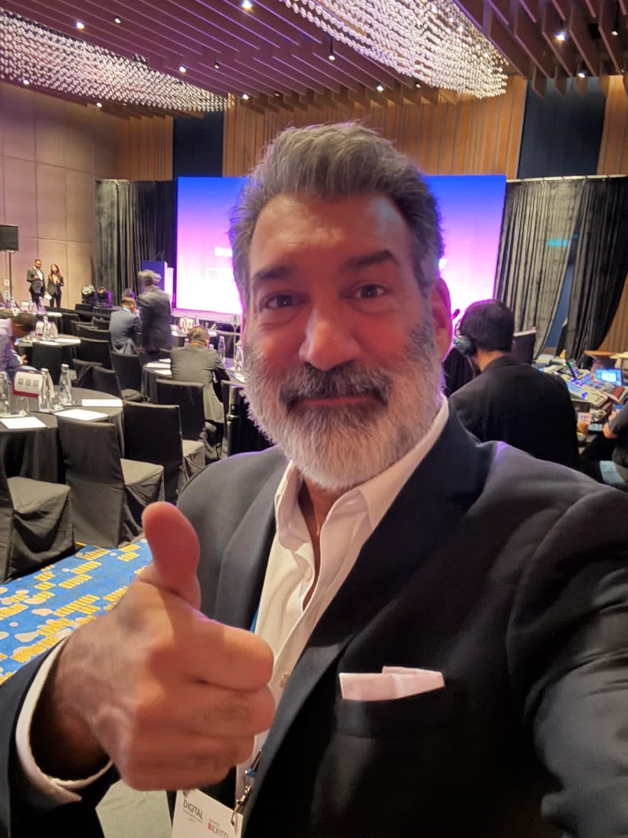 fresh_Andi's tweet photo. Hi https://t.co/YSiQYMM4nm