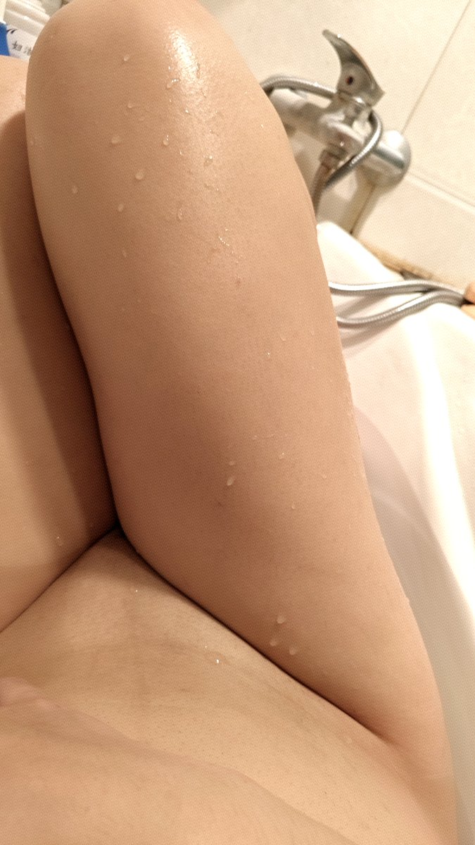 juner19063244's tweet photo. 看我摄魂铃 摄魂大法 https://t.co/7ugFLhBusH