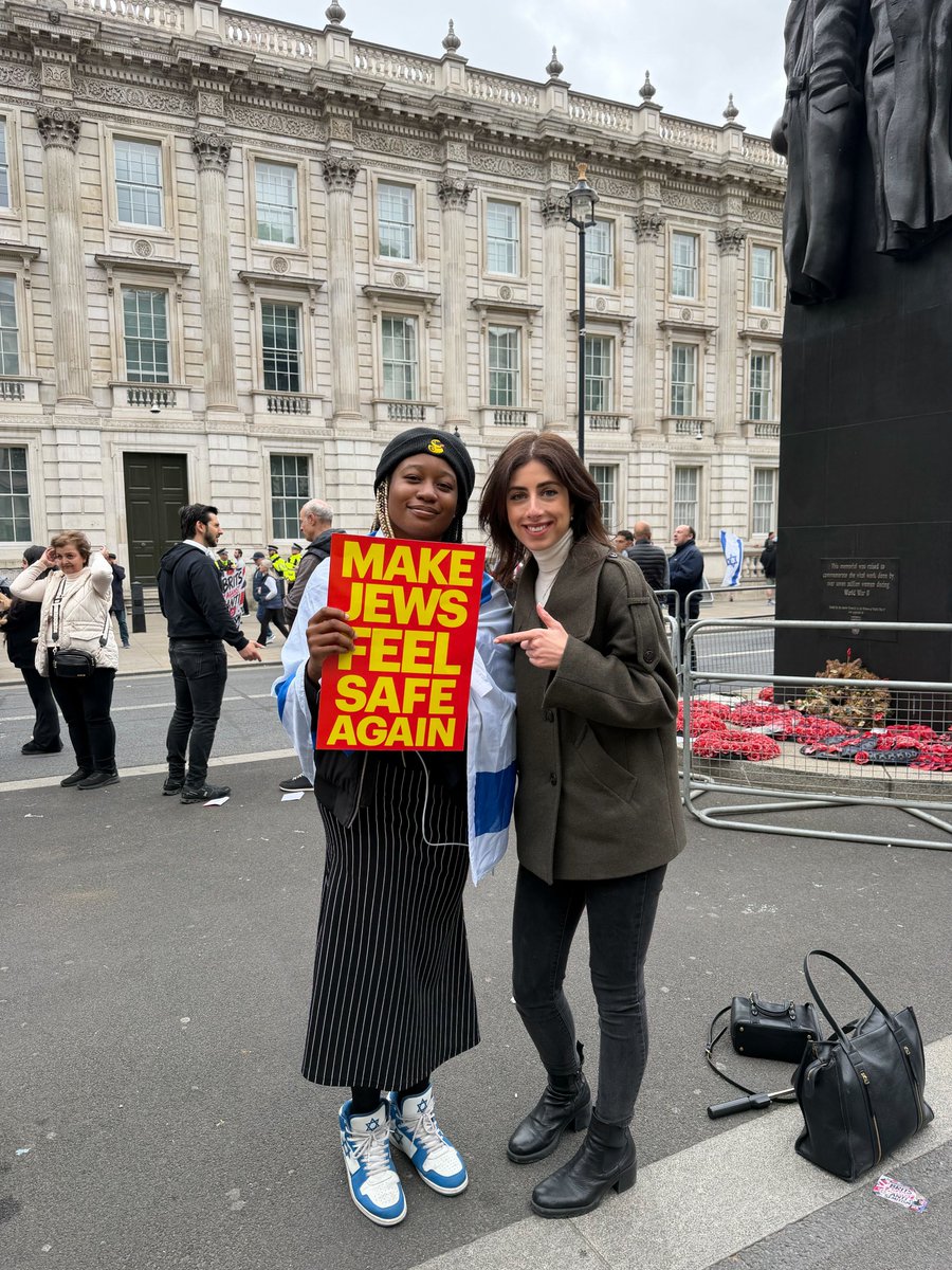 CombatASemitism's tweet photo. 🇬🇧 Today in London, we were proud to stand alongside British Jews and British patriots of all religions and backgrounds united against antisemitism.

With one clear message: the shame must change sides. Jews should never be afraid to stand proudly as Jews in any democracy.

The fight against antisemitism is a fight for every free society.